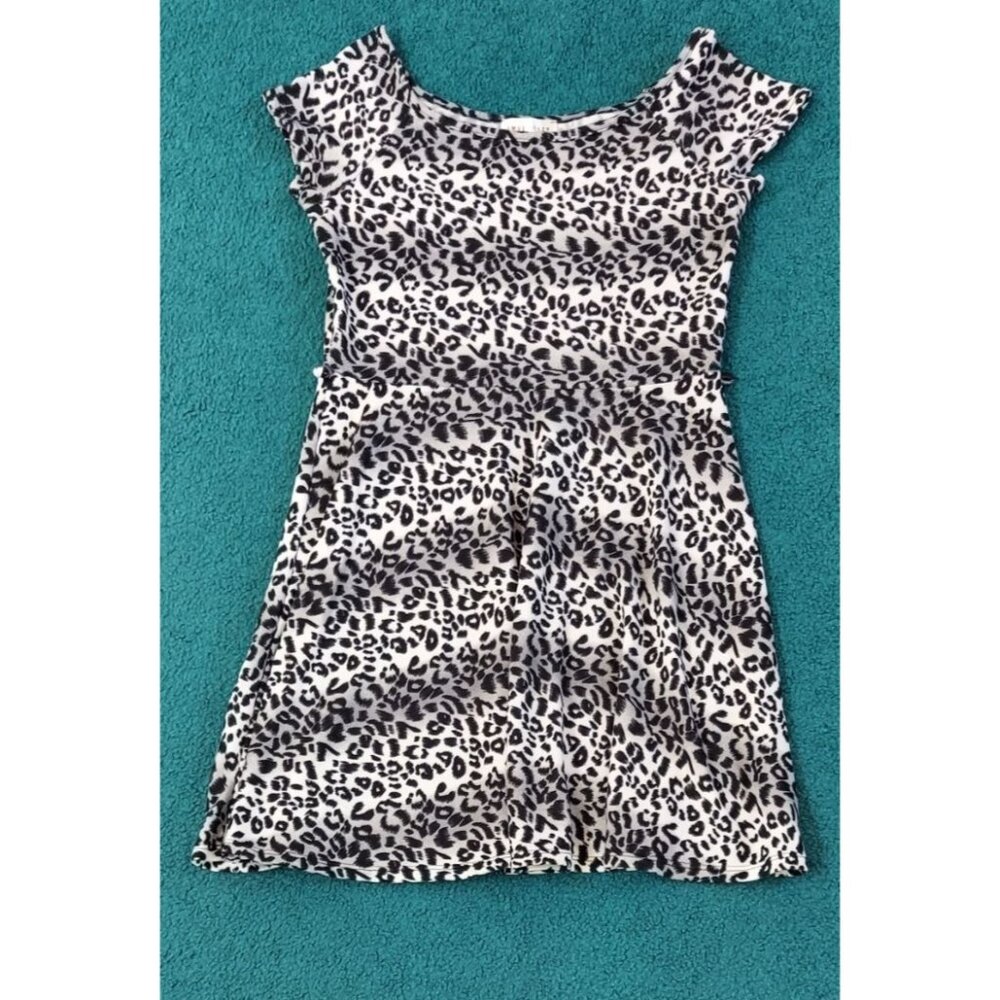 Love Crazy Leopard Print Dress Size M